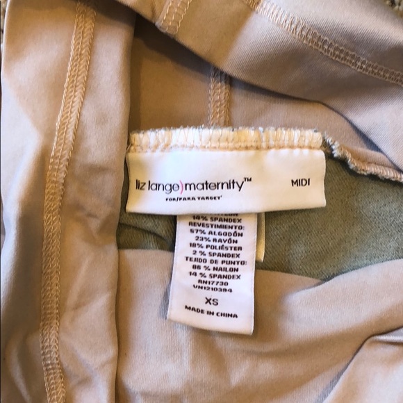 Xsmall maternity shorts - Picture 2 of 3